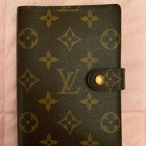 Louis Vuitton Agenda PM